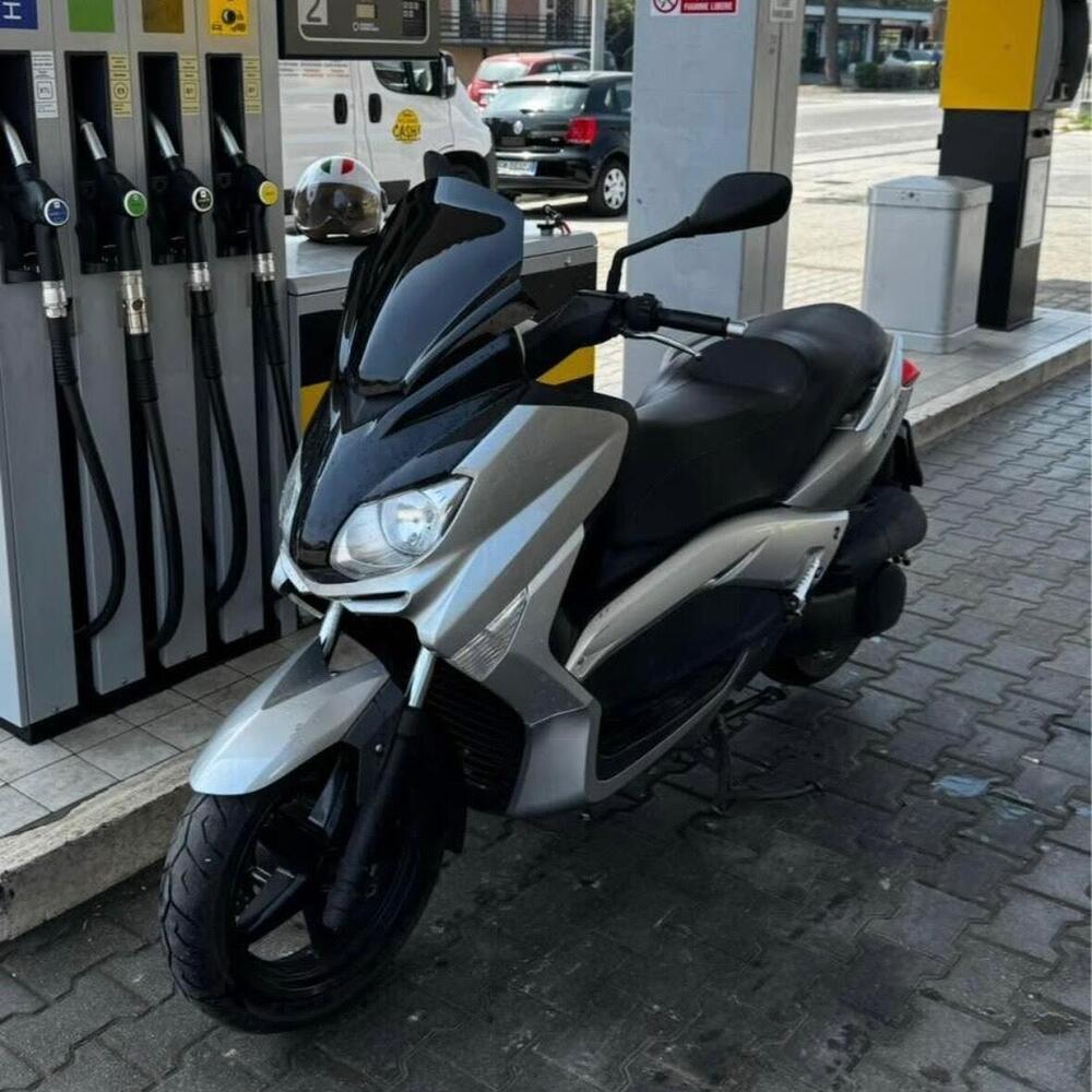 Yamaha X-Max 250 (2010 - 13) (2)