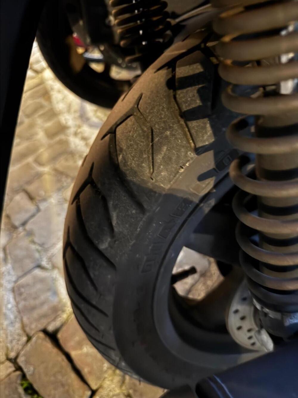 Yamaha X-Max 250 (2010 - 13) (8)