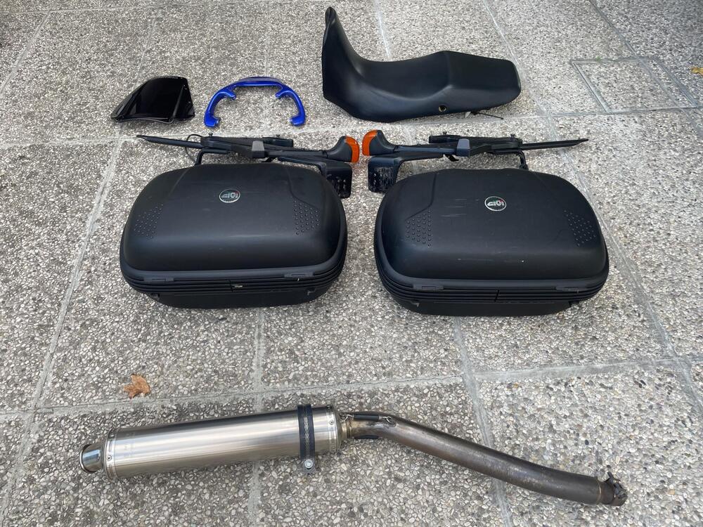 Yamaha TDM 850 (1996 - 01) (17)