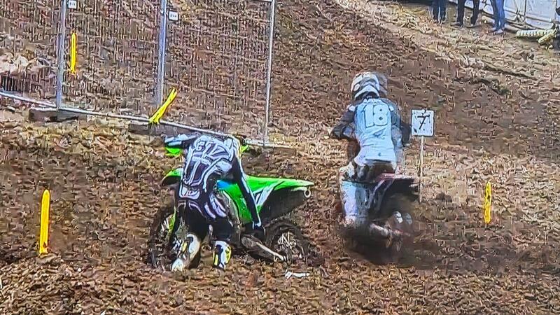 Mathis Valin OUT mentre era al comando di gara 1 MX2