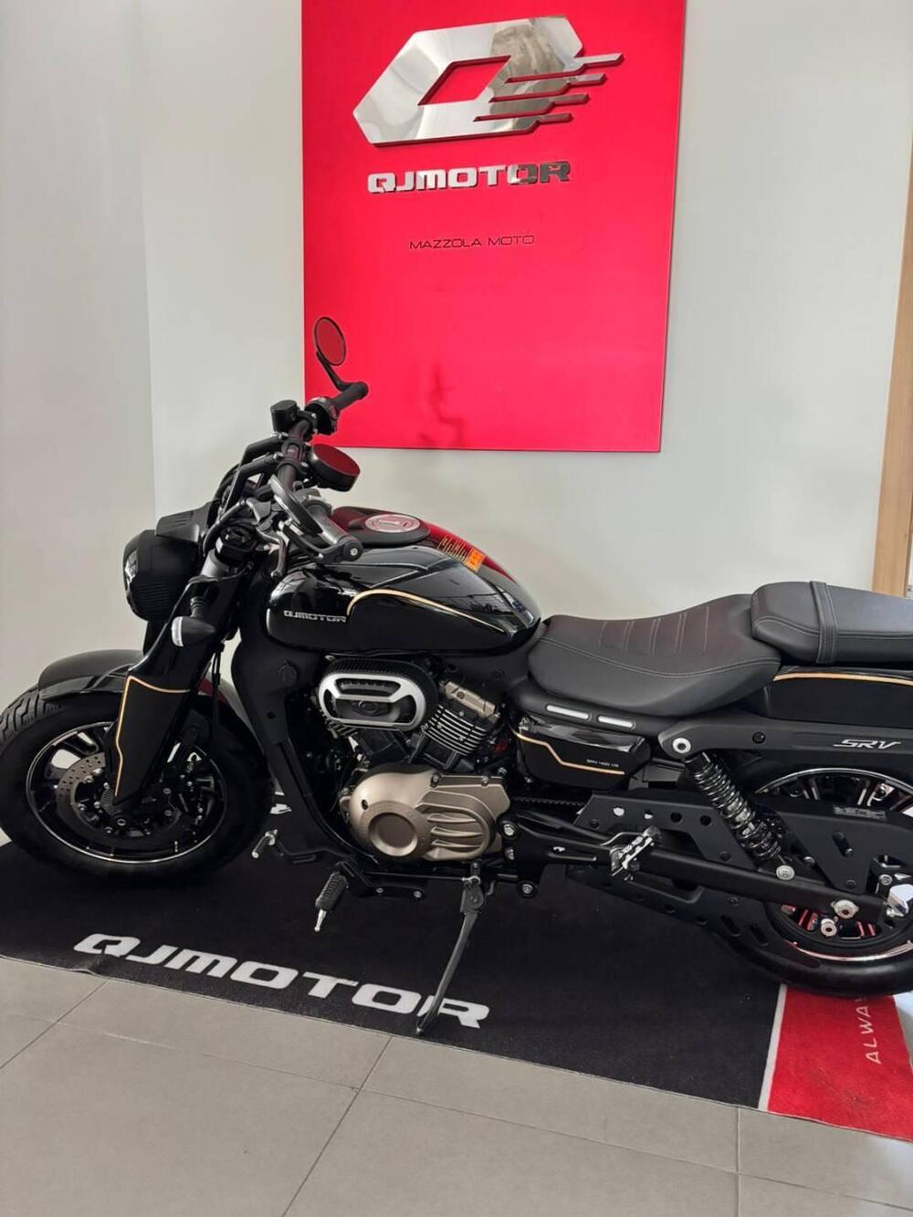 QJ Motor SRV 400 VS (2026) (2)
