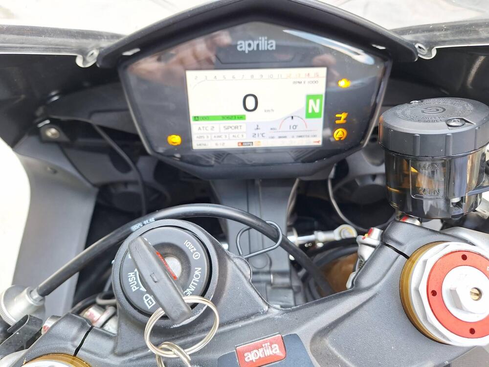 Aprilia RSV4 RR (2017 - 18) (3)