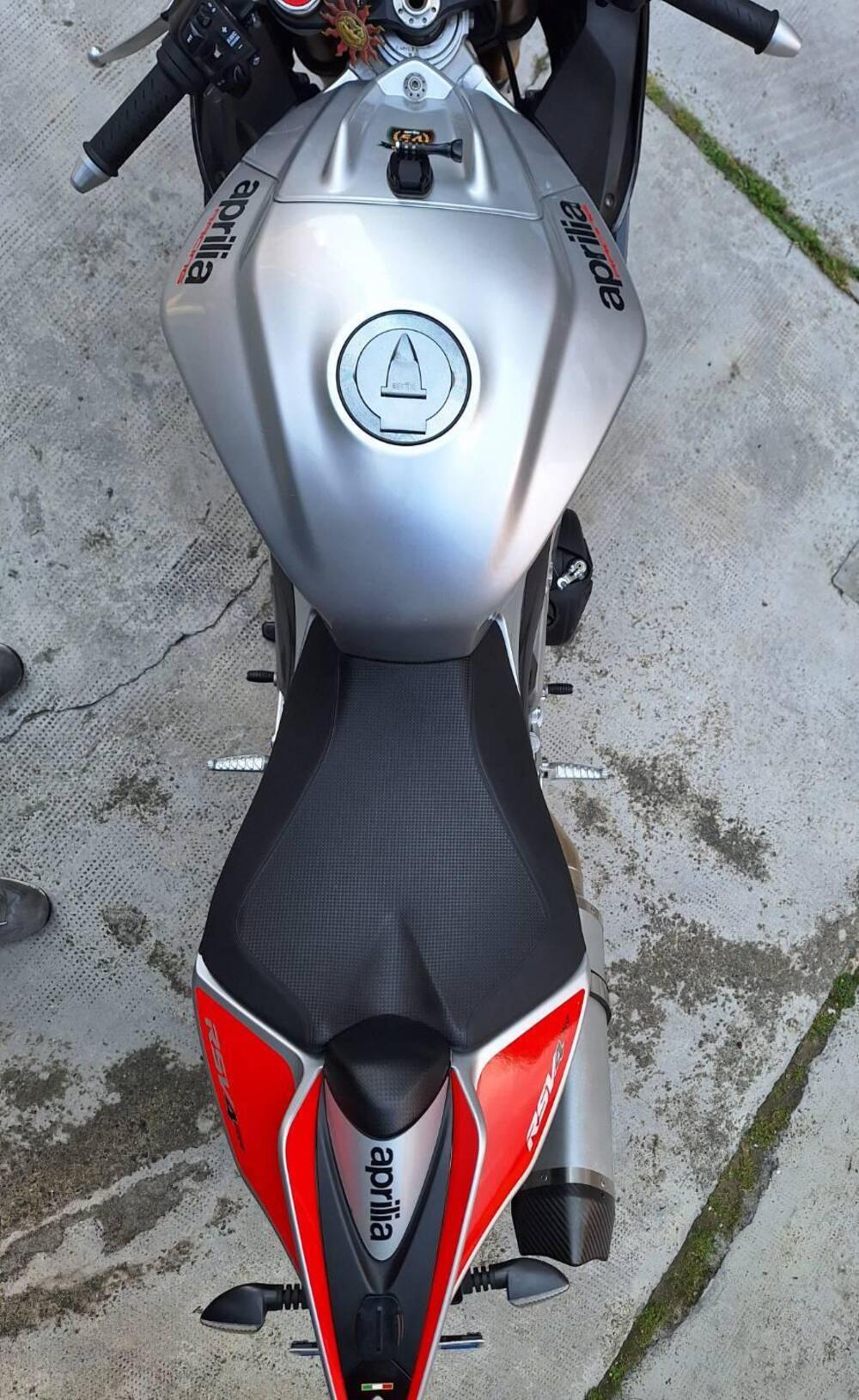 Aprilia RSV4 RR (2017 - 18) (6)