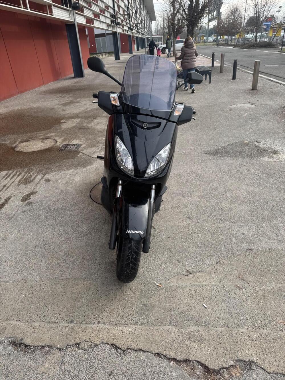 Yamaha X-Max 125 (2006 - 09) (3)