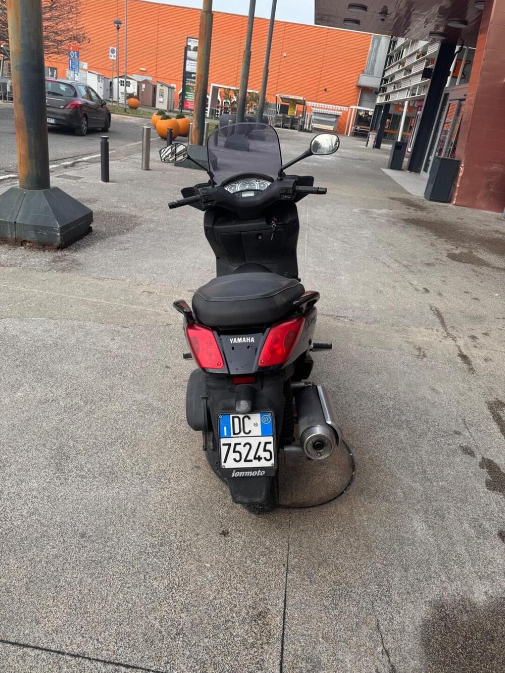 Yamaha X-Max 125 (2006 - 09) (4)