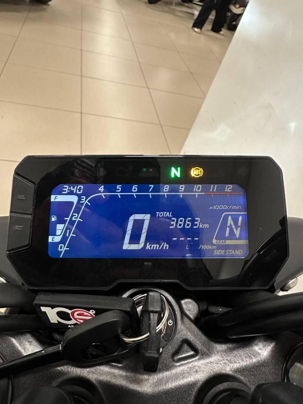 Honda CB 300 R (2022 - 26) (3)