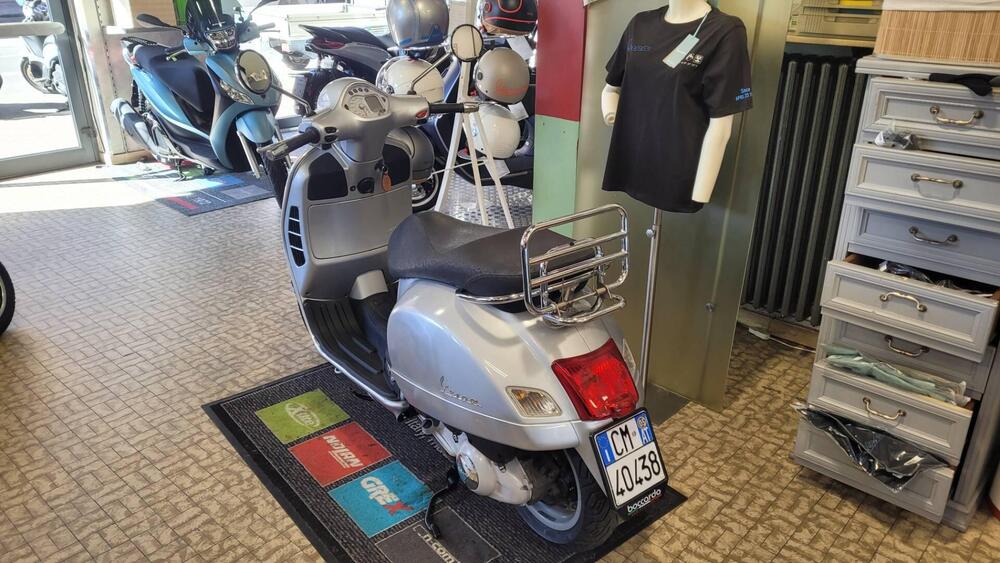 Vespa GTS 250 i.e. (4)