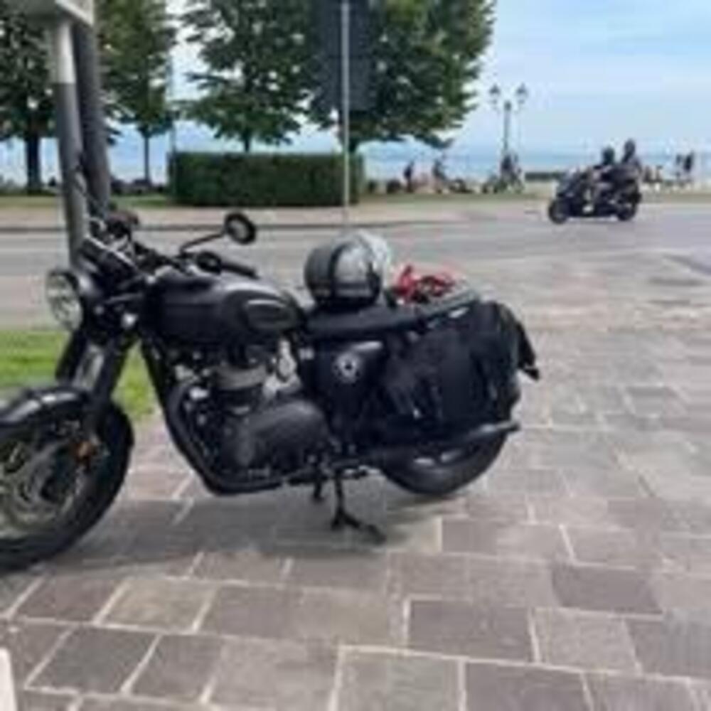 Triumph Bonneville T120 Ace (2019) (2)