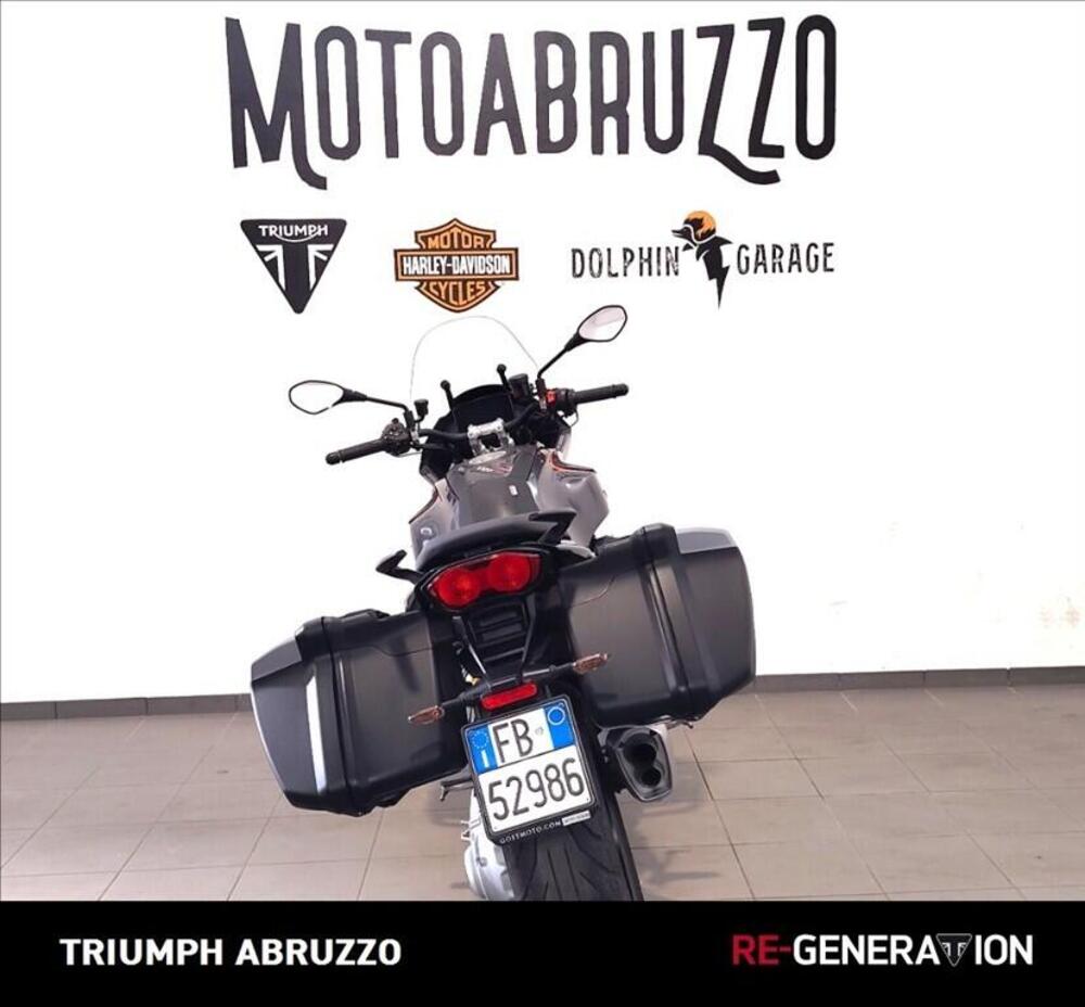 Moto Guzzi V100 Mandello S (2022 - 24) (11)