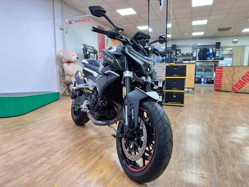 CFMOTO 800NK Advanced (2023 - 26) (3)