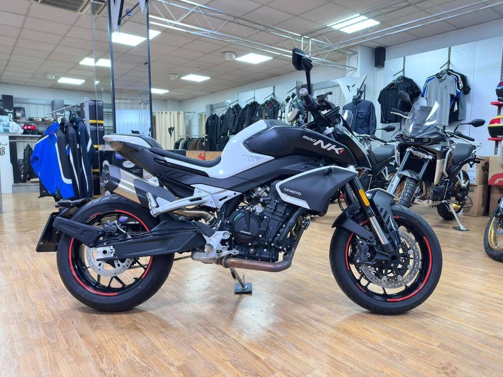 CFMOTO 800NK Advanced (2023 - 26) (6)