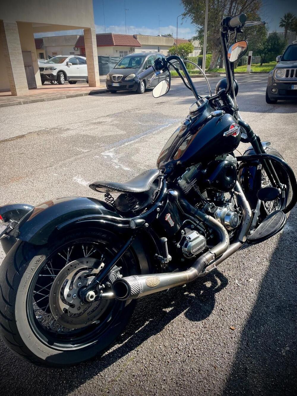 Harley-Davidson 1584 Cross Bones (2008 - 11) - FLSTSB (15)