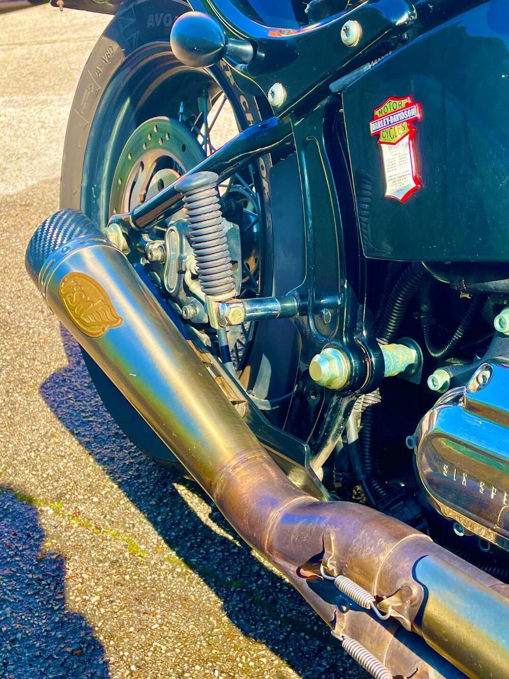 Harley-Davidson 1584 Cross Bones (2008 - 11) - FLSTSB (17)