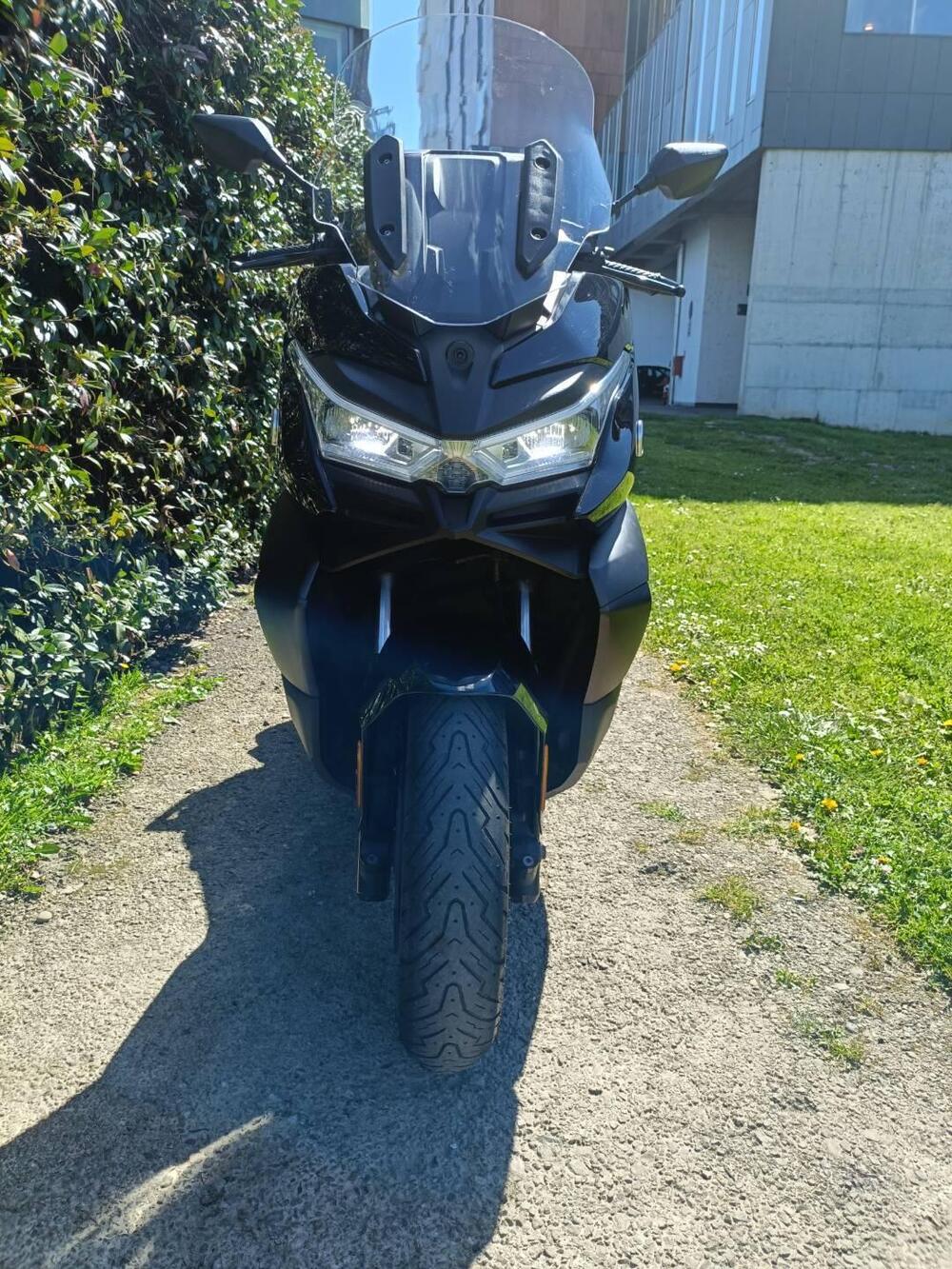 Voge Sfida SR4 MAX (2024 - 26) (4)