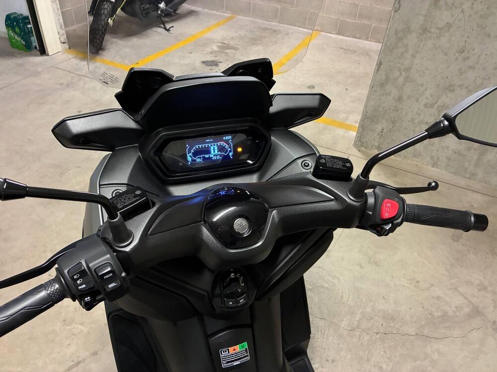 Yamaha X-Max 300 (2025 - 26)