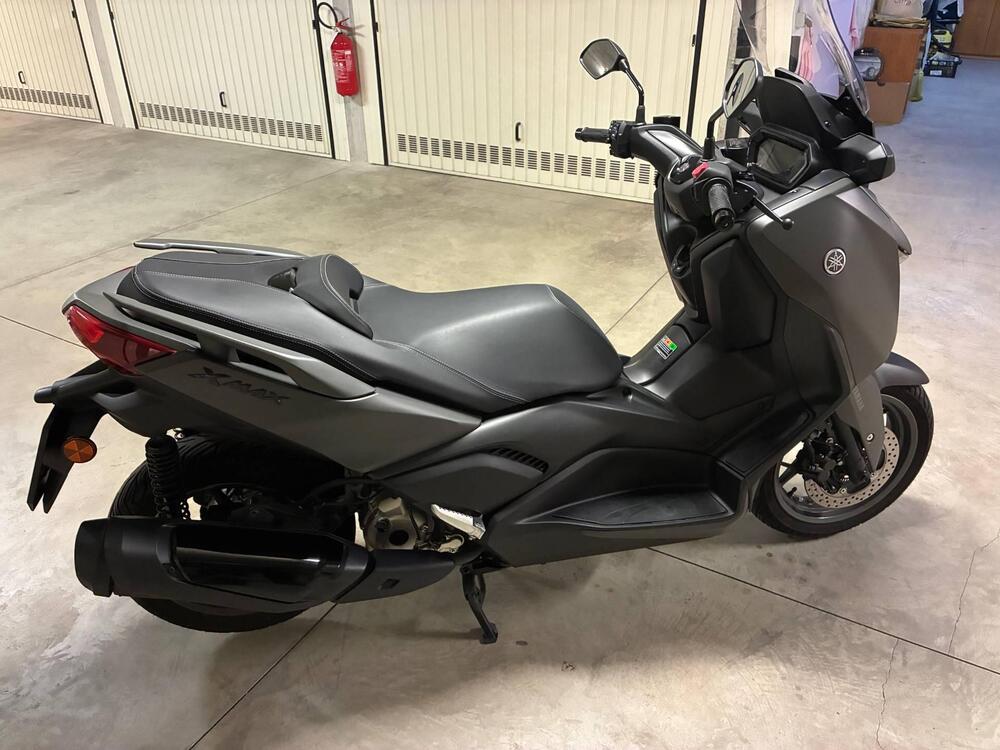 Yamaha X-Max 300 (2025 - 26) (2)