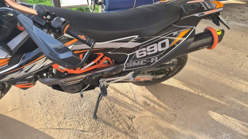 KTM 690 SMC R (2019 - 20) (2)