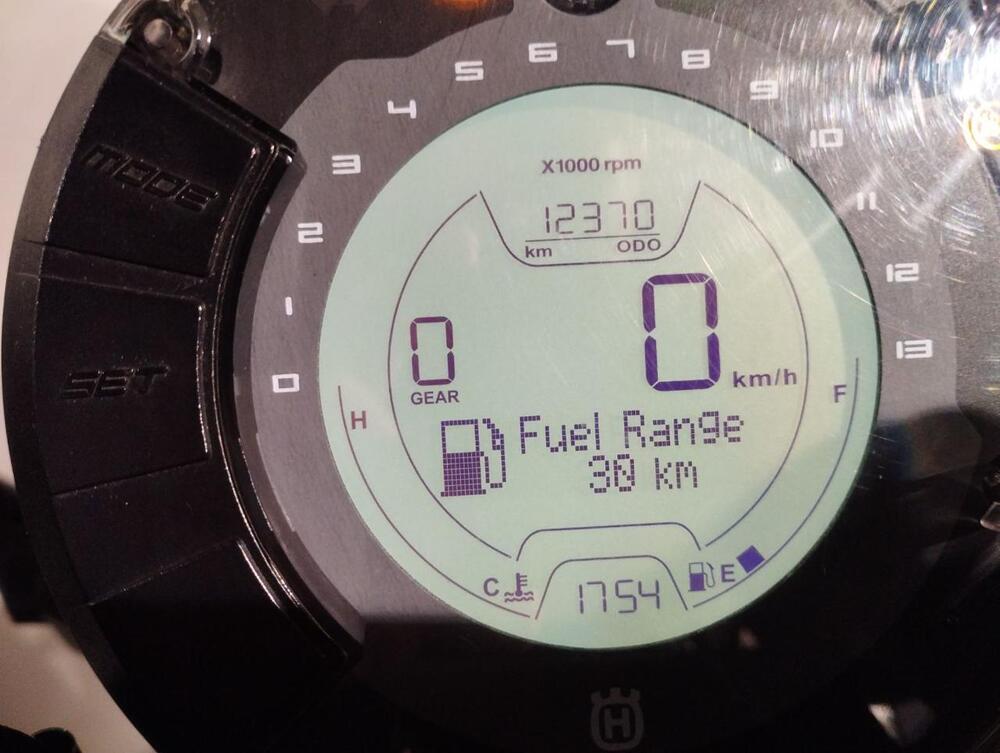 Husqvarna Svartpilen 401 (2024 - 26) (8)