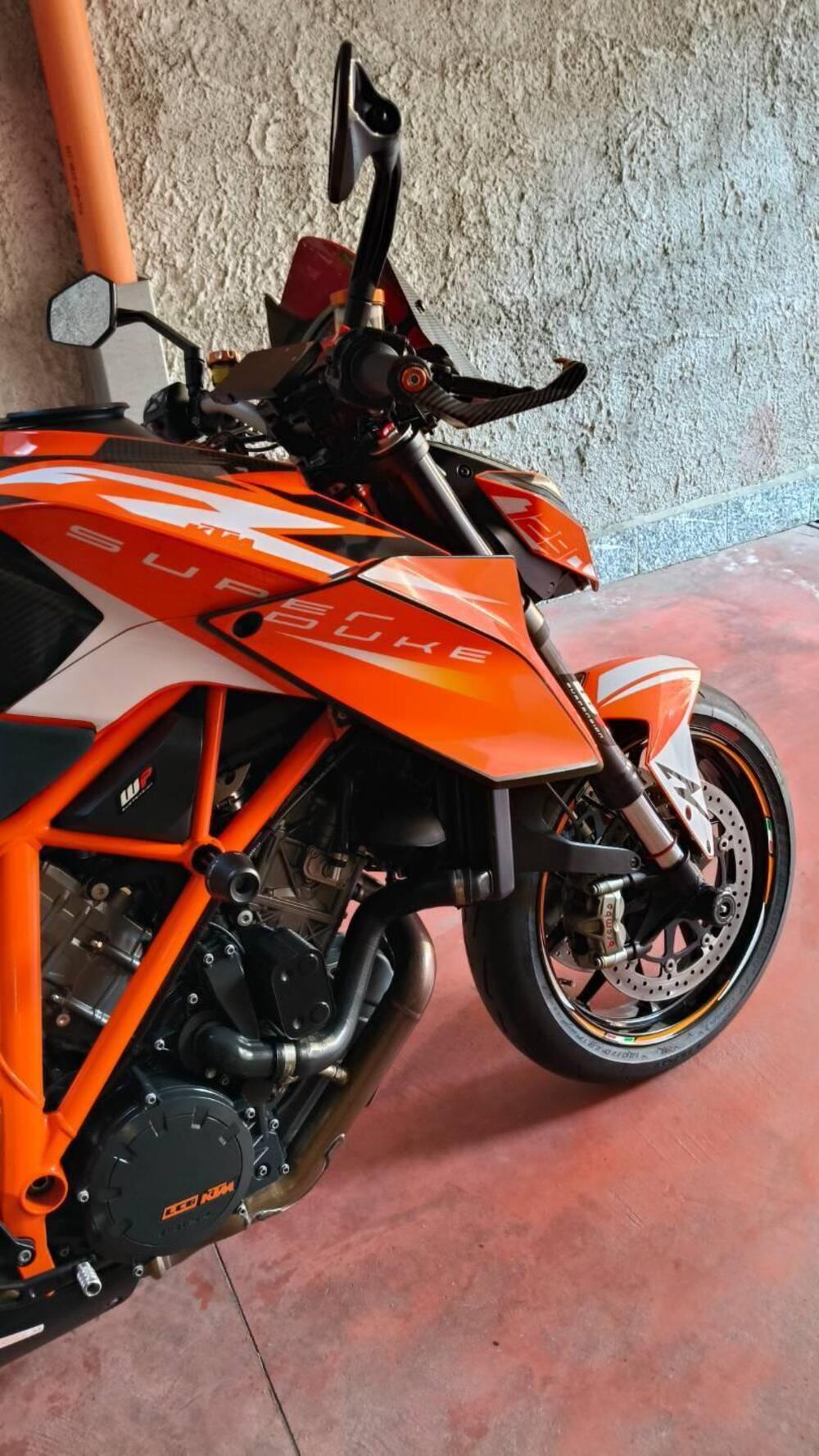 KTM 1290 Super Duke R ABS (2014 - 16) (2)