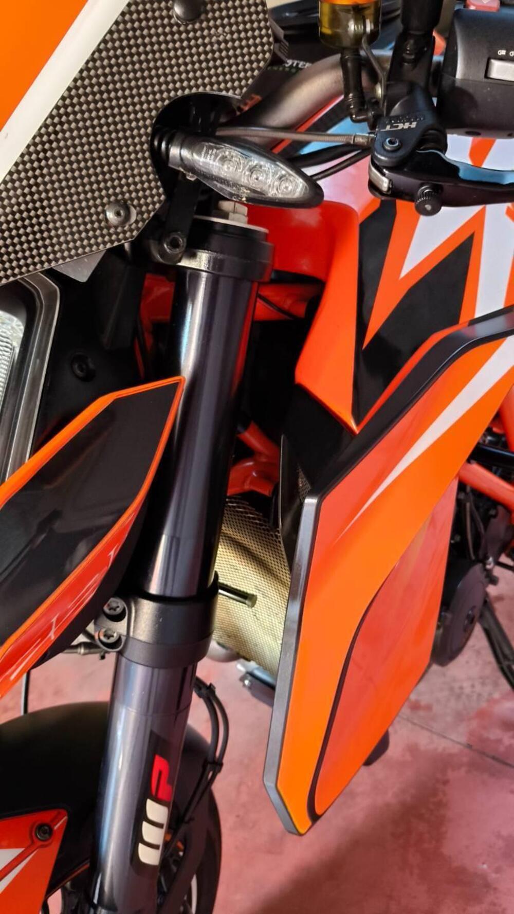 KTM 1290 Super Duke R ABS (2014 - 16) (5)