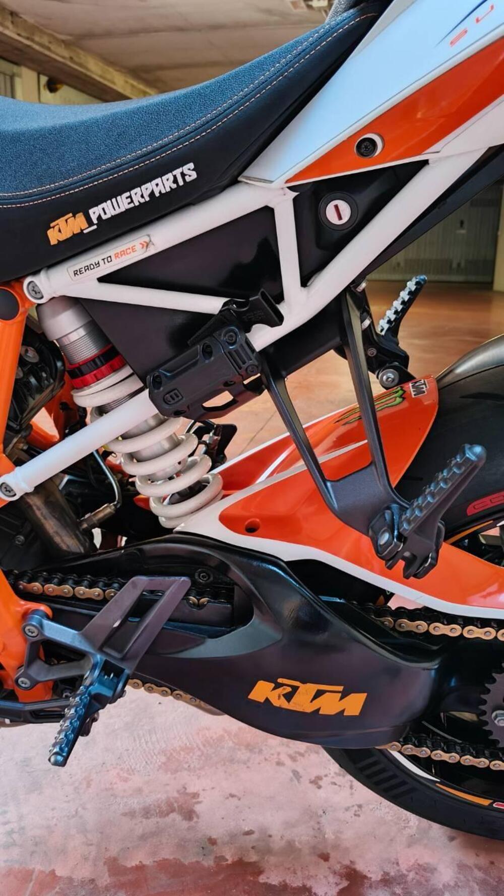 KTM 1290 Super Duke R ABS (2014 - 16) (9)