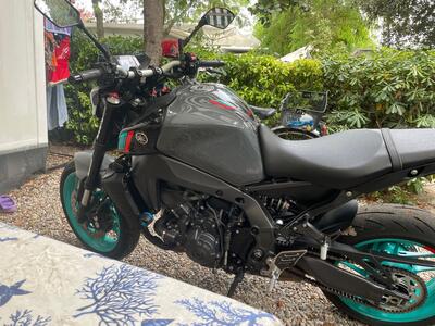 Yamaha MT-09 (2021 - 23) usata