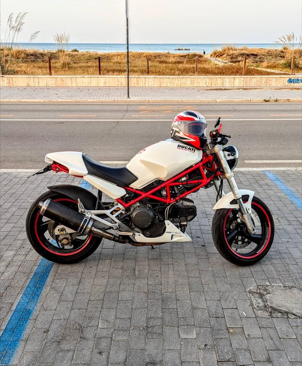 Ducati Monster 600 Dark (1998 - 01) (6)