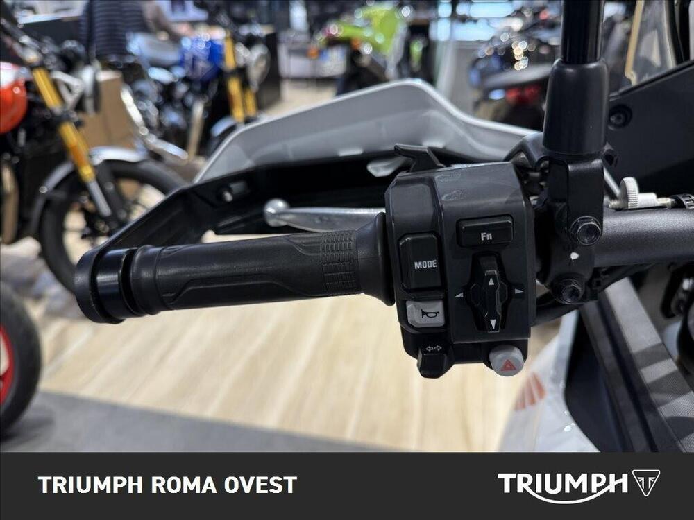 Honda Transalp XL750 (2023 - 24) (16)