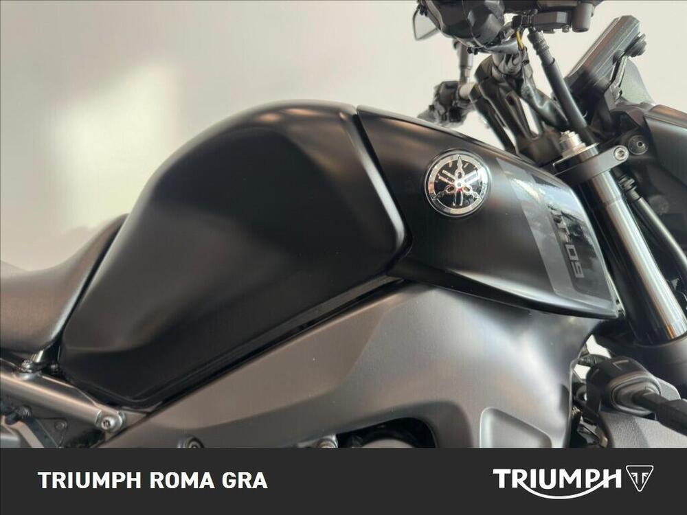 Yamaha MT-09 (2021 - 23) (8)
