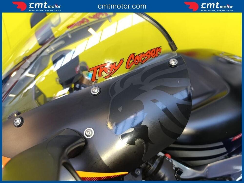 Aprilia RSV 1000 R (2001 - 02) (6)