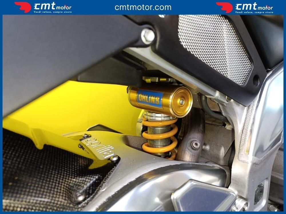 Aprilia RSV 1000 R (2001 - 02) (9)