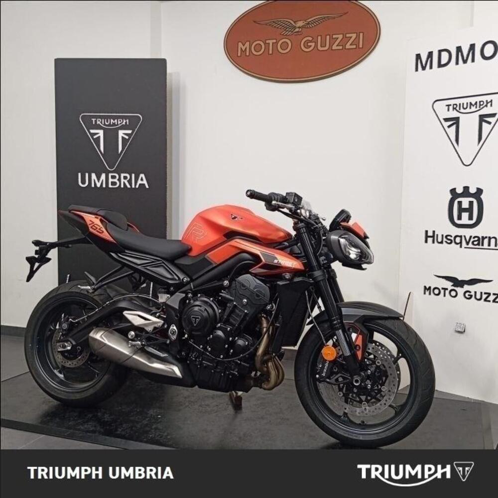 Triumph Street Triple 765 R (2023 - 26) (2)