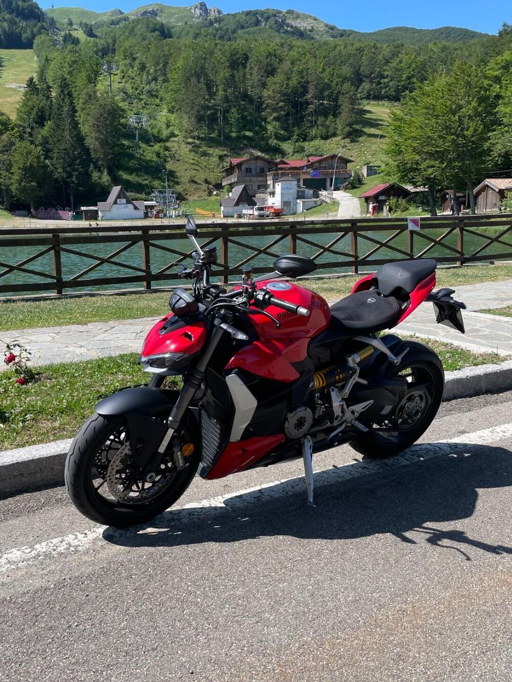Ducati Streetfighter V2 (2022 - 24)