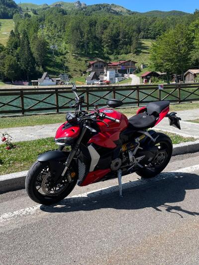 Ducati Streetfighter V2 (2022 - 24) usata
