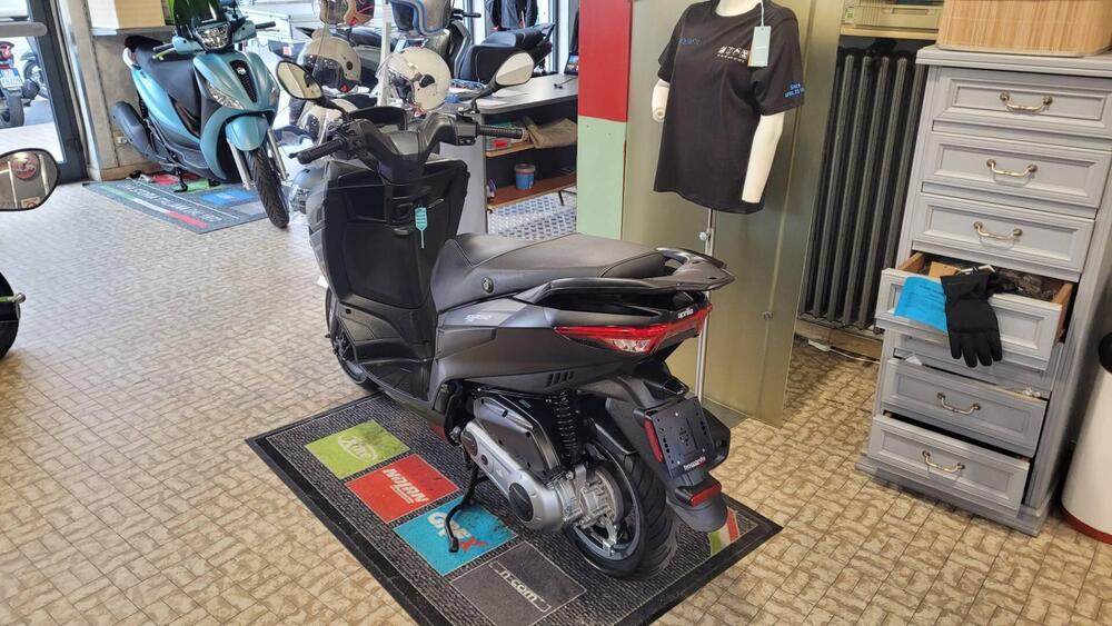 Aprilia SXR 50 (2021 - 26) (4)