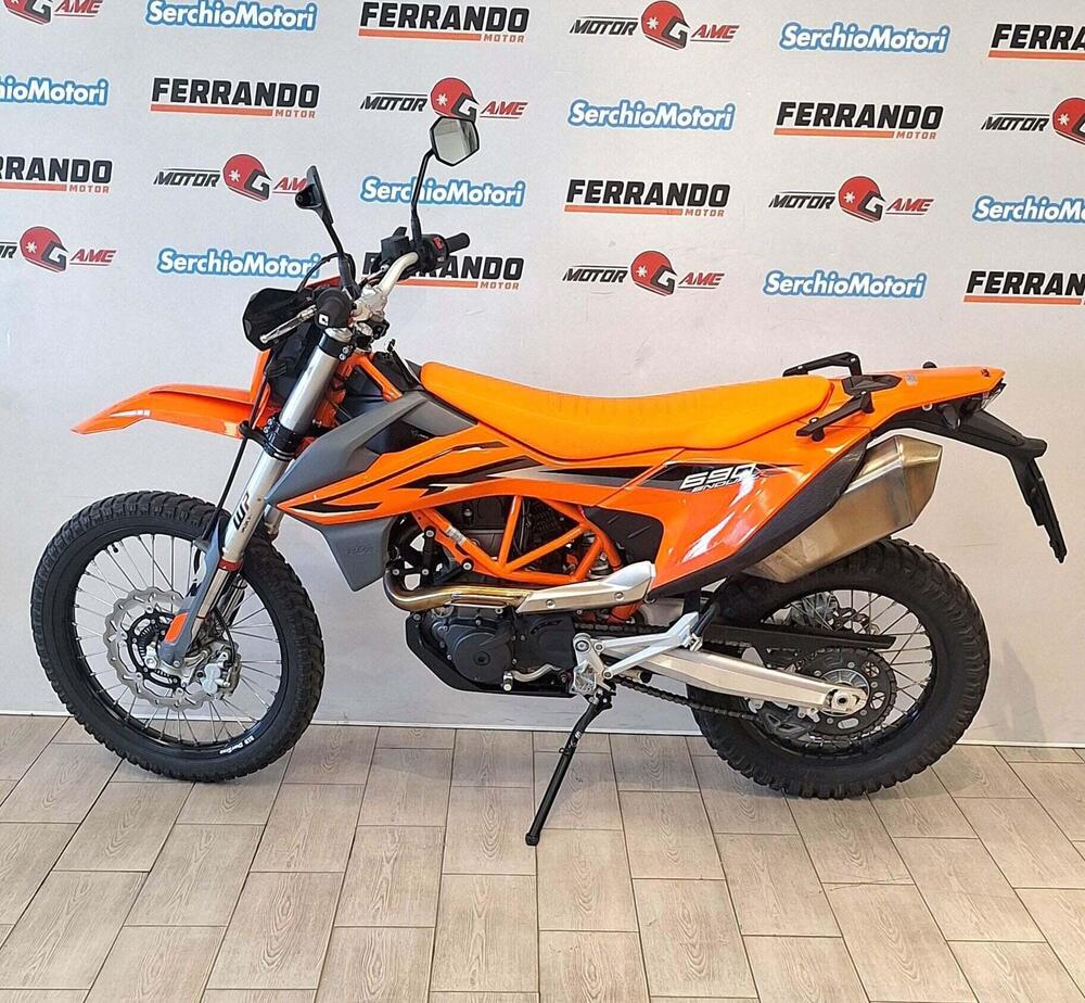 KTM 690 Enduro R (2022 - 25) (3)