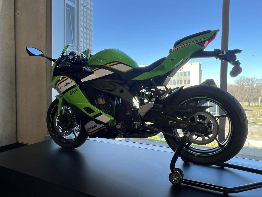 Kawasaki Ninja ZX-4RR (2024 - 26) (2)