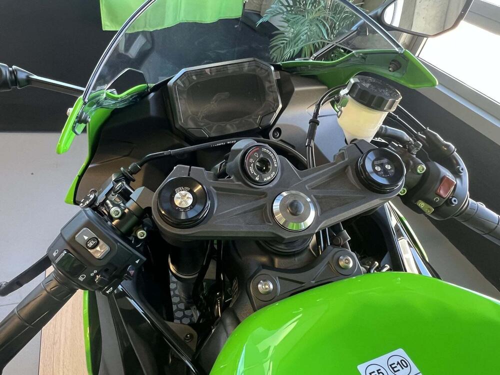 Kawasaki Ninja 636 ZX-6R (2024 - 26) (6)