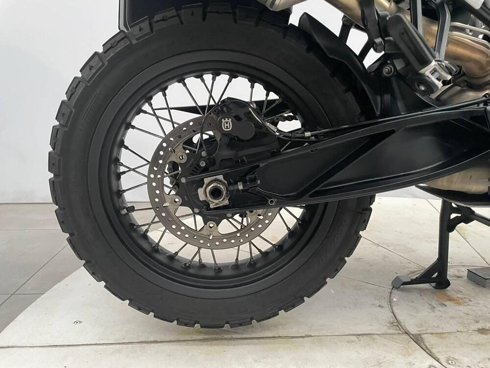 Husqvarna Norden 901 Expedition (2023 - 24) (3)