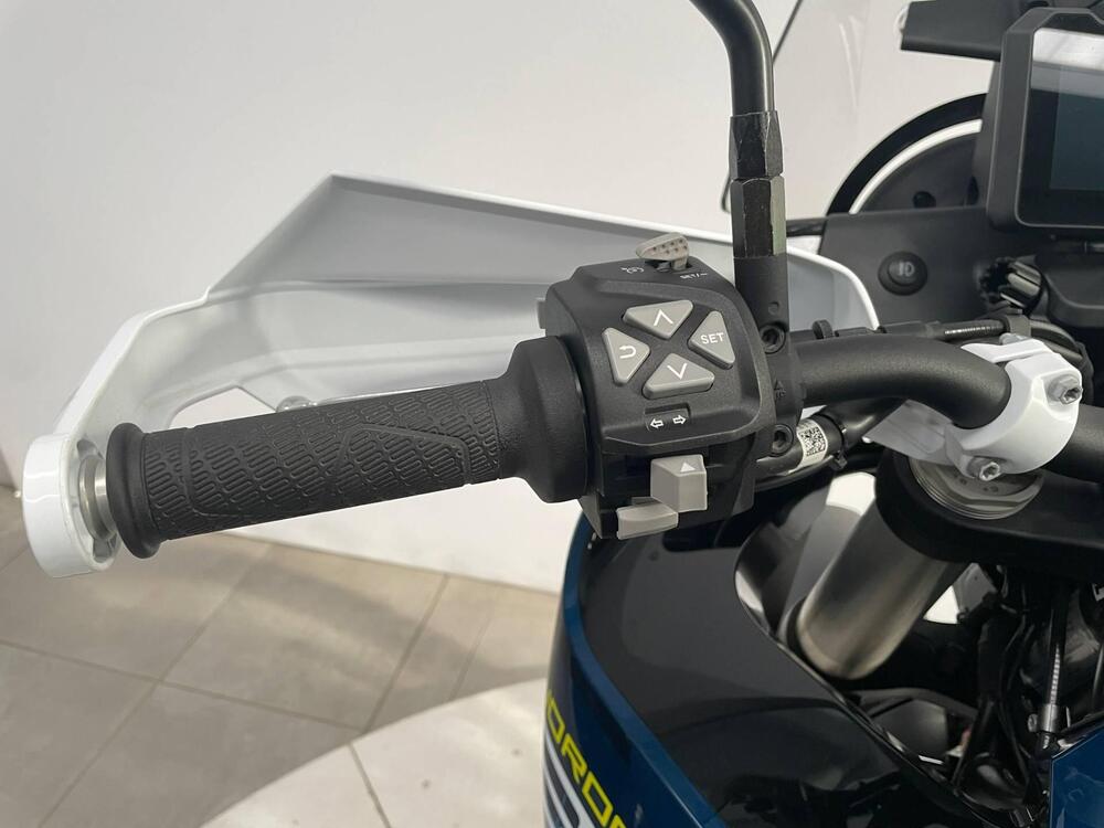 Husqvarna Norden 901 Expedition (2023 - 24) (14)