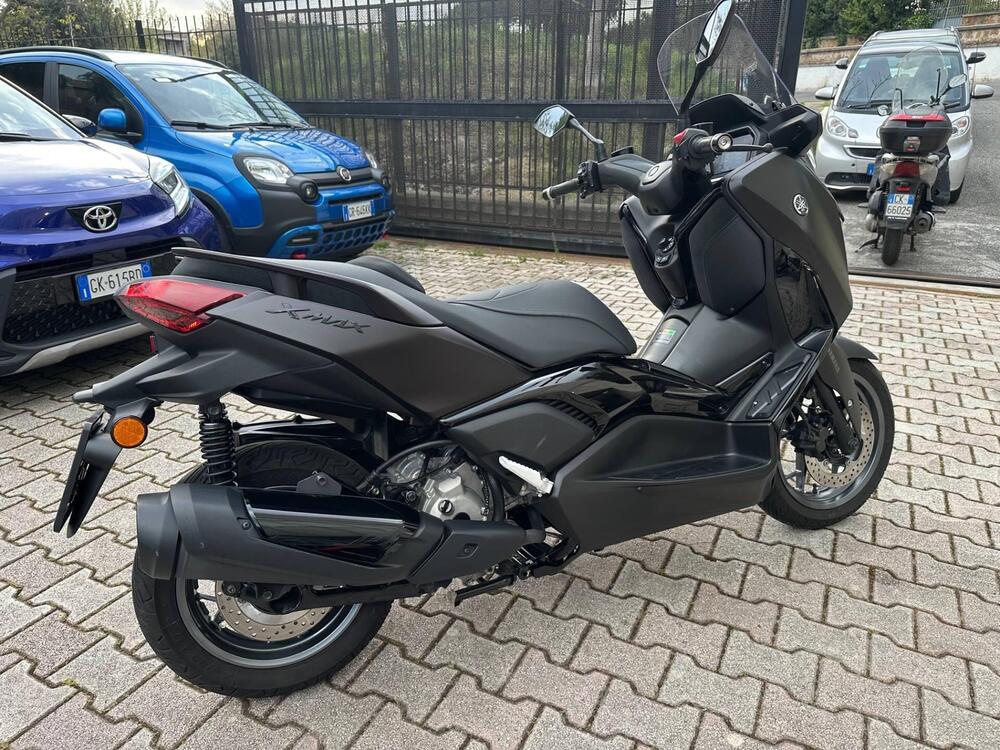Yamaha X-Max 300 Tech Max+ (2025 - 26) (6)