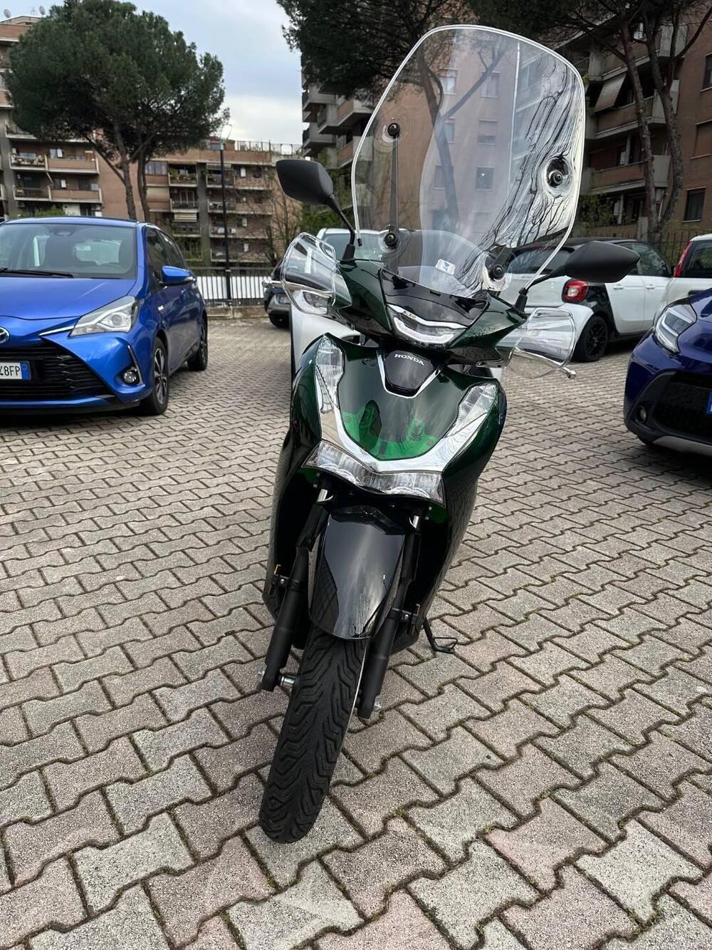 Honda SH 150 Vetro (2026) (2)