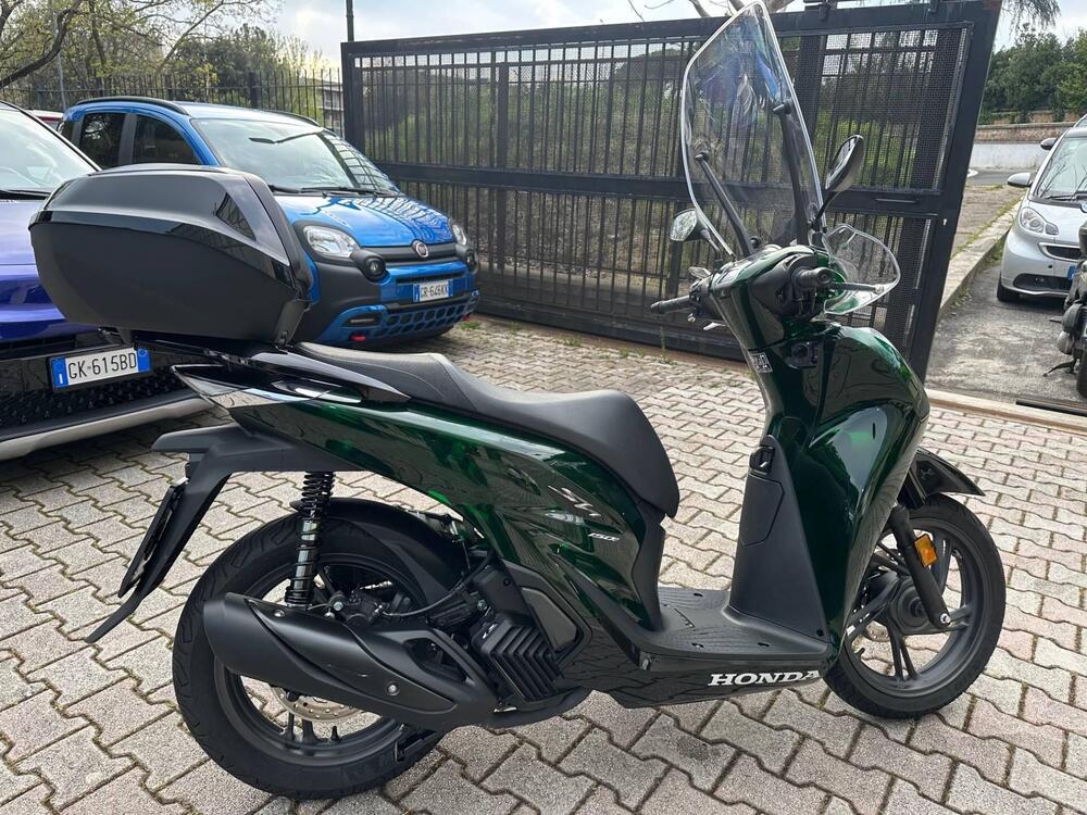 Honda SH 150 Vetro (2026) (6)