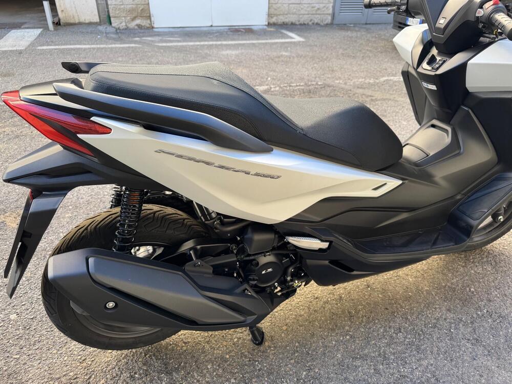 Honda Forza 350 (2025 - 26) (6)