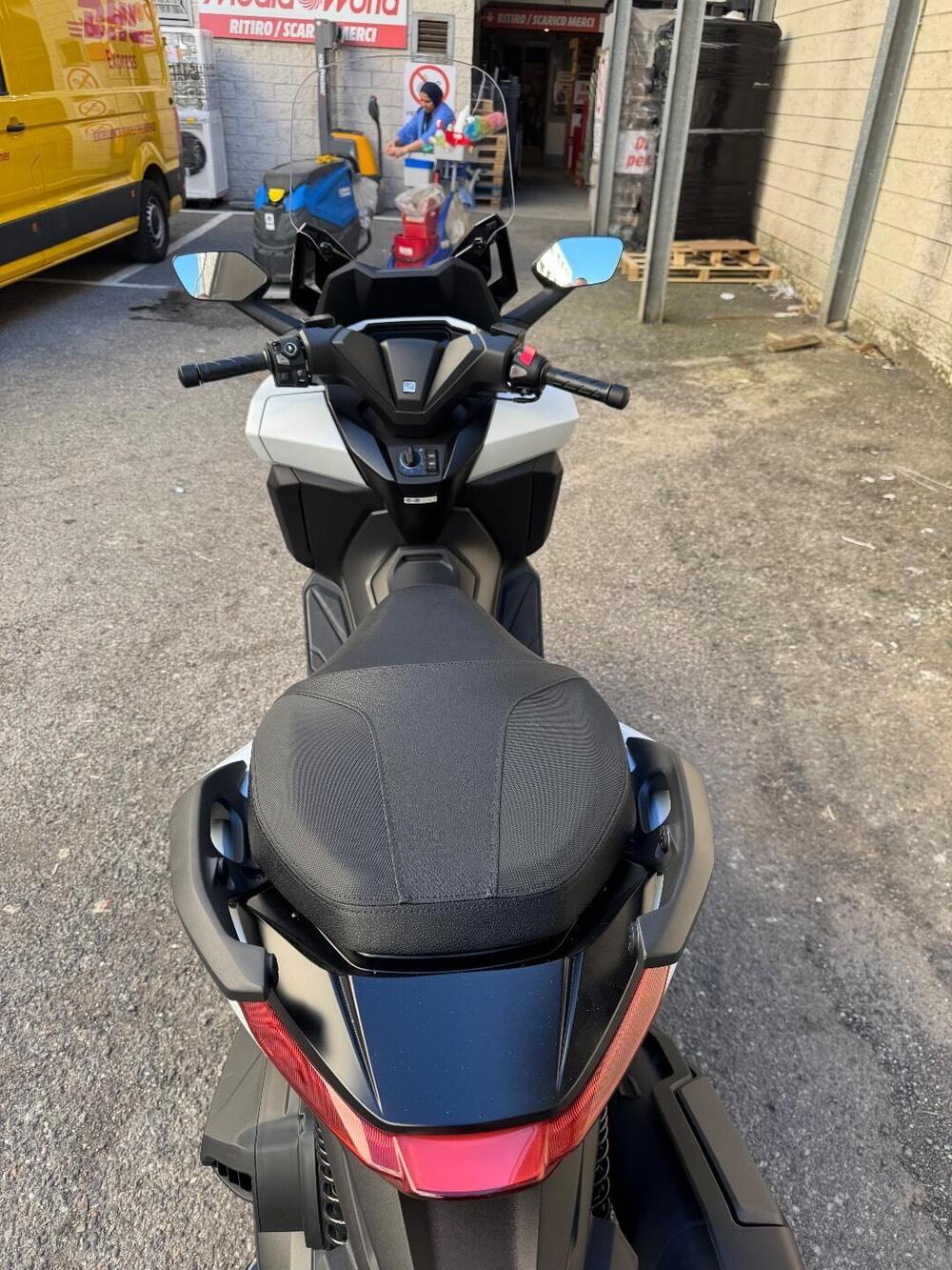 Honda Forza 350 (2025 - 26) (8)