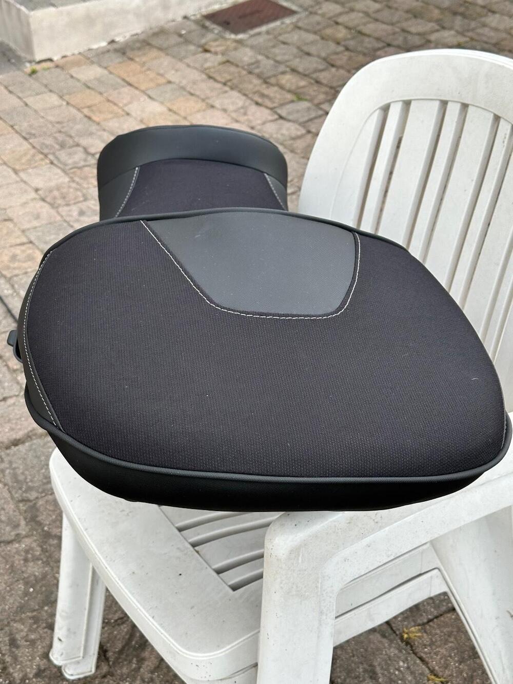 Sella Confort K1600 GTL SR SELLERIE (8)