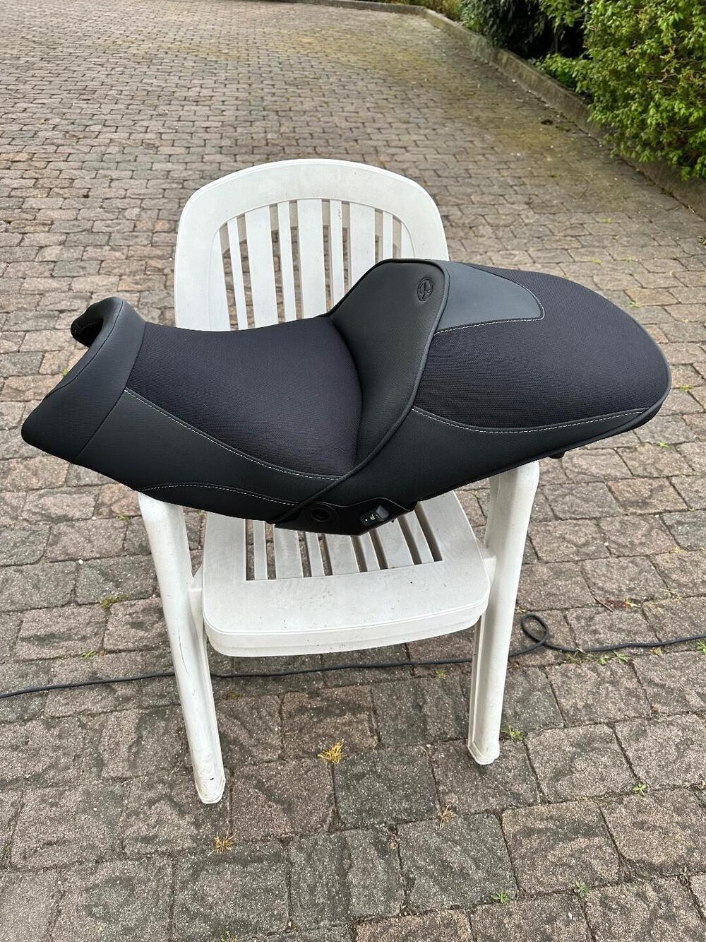 Sella Confort K1600 GTL SR SELLERIE (9)