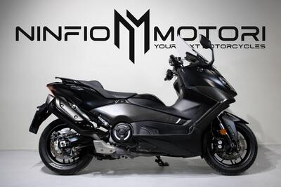 Yamaha T-Max 560 (2022 - 24) usata