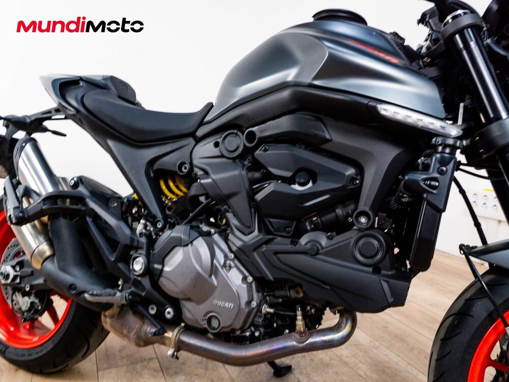 Ducati Monster 937 (2021 - 25) (4)
