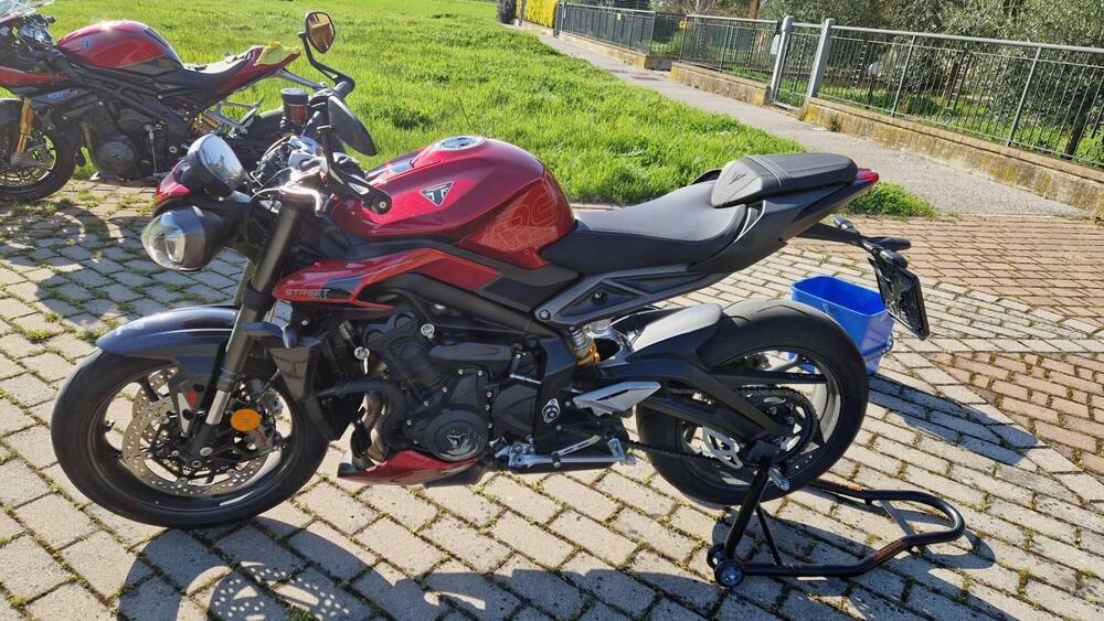 Triumph Street Triple 765 RS (2023 - 26) (2)